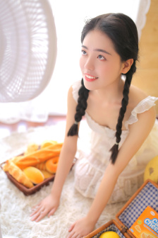 情侣公共场合